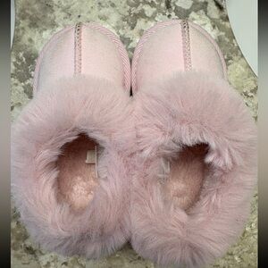 Cat & Jack Pink Kids Slippers